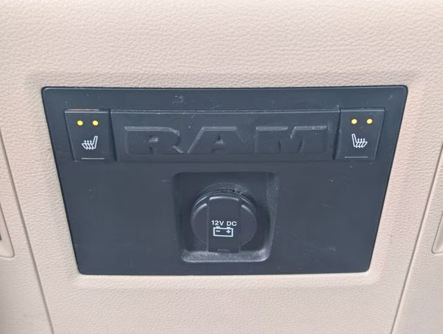 2017 Bright White Clearcoat Ram 1500 Laramie 4X4 Truck