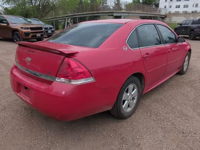 2009 Victory Red Chevrolet Impala LT FWD Sedan