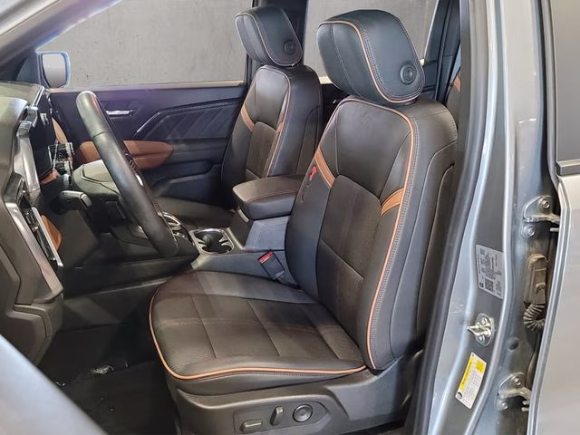 2024 Sterling Metallic GMC Canyon AT4 4X4 Truck