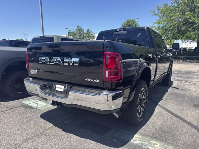2026 Diamond Black Crystal Pearlcoat Ram 2500 Longhorn 4X4 Truck