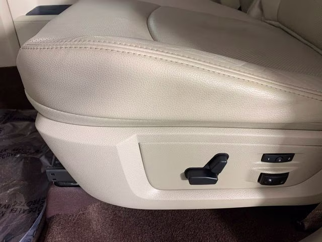 2017 Bright White Clearcoat Ram 1500 Laramie 4X4 Truck