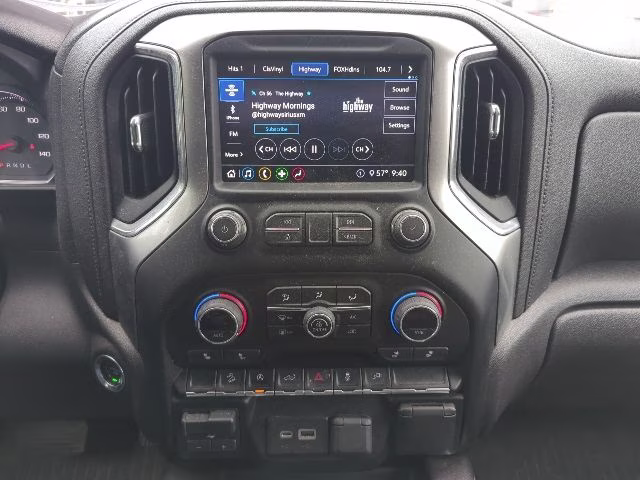 2020 Black Chevrolet Silverado 1500 LT Trail Boss 4X4 Truck