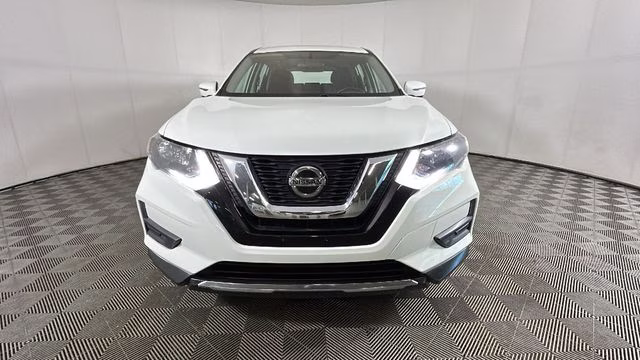 2020 Glacier White Nissan Rogue S FWD SUV