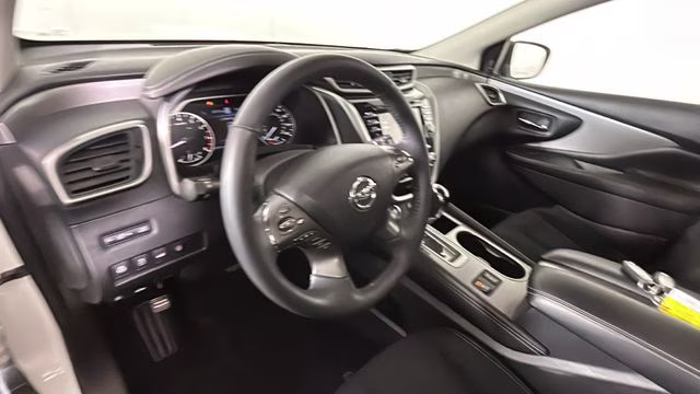 2021 Pearl White Tricoat Nissan Murano SV AWD SUV