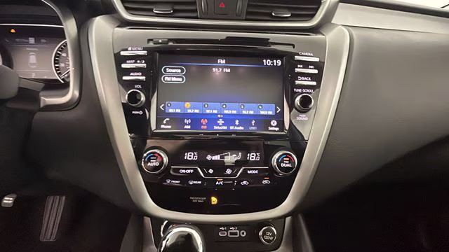 2021 Pearl White Tricoat Nissan Murano SV AWD SUV