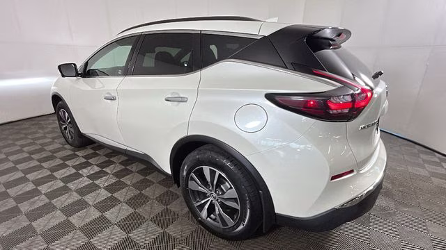 2021 Pearl White Tricoat Nissan Murano SV AWD SUV