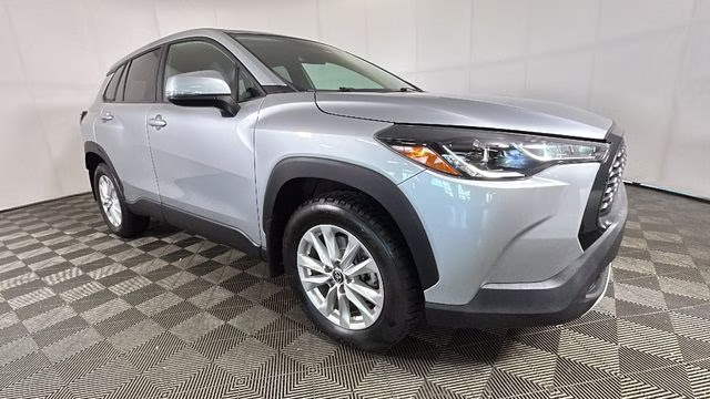 2023 Sonic Silver Metallic Toyota Corolla Cross LE AWD SUV