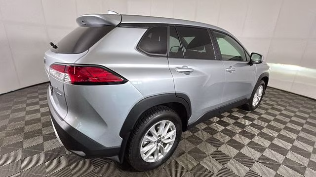 2023 Sonic Silver Metallic Toyota Corolla Cross LE AWD SUV