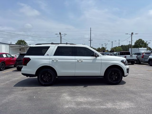 2023 White Metallic Ford Expedition Timberline 4X4 SUV