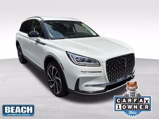 2023 White Metallic Lincoln Corsair Reserve FWD SUV