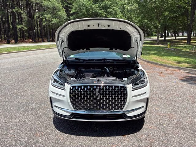 2023 White Metallic Lincoln Corsair Reserve FWD SUV