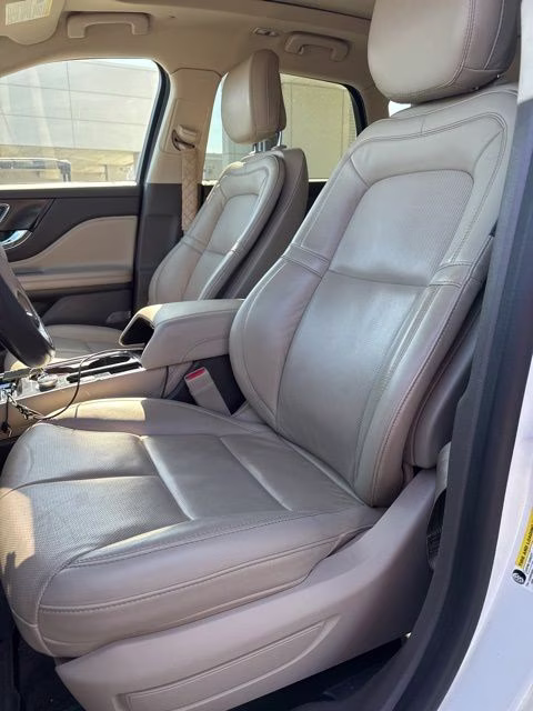 2020 White Lincoln Corsair Reserve AWD SUV