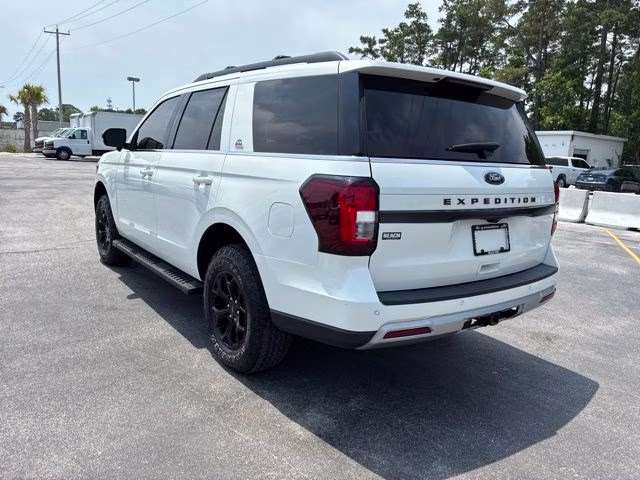 2023 White Metallic Ford Expedition Timberline 4X4 SUV