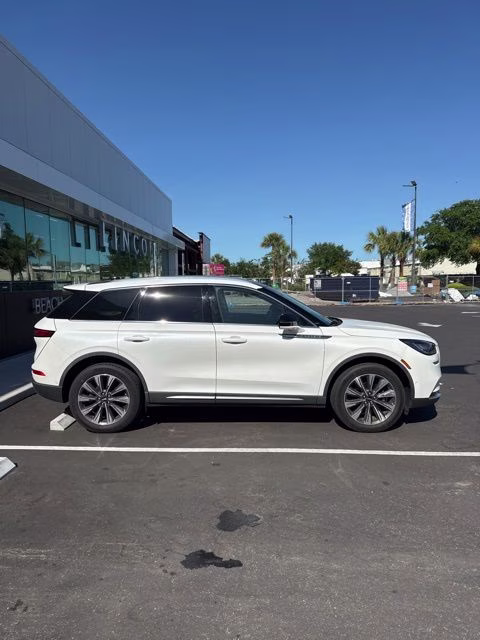 2020 White Lincoln Corsair Reserve AWD SUV