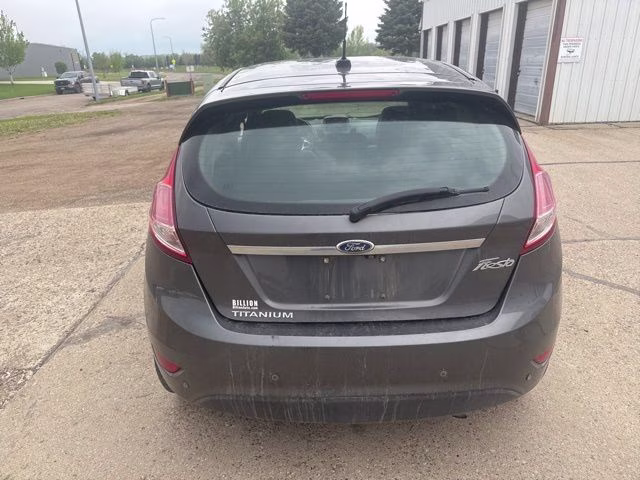 2015 Gray Ford Fiesta Titanium FWD Hatchback
