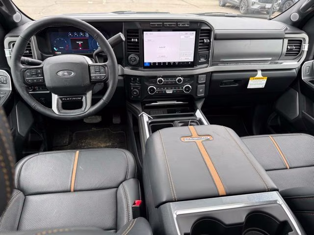 2024 White Ford Super Duty F-350 SRW Platinum 4X4 Truck