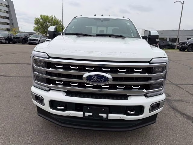 2024 White Ford Super Duty F-350 SRW Platinum 4X4 Truck