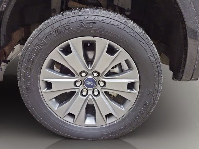 2016 Shadow Black Ford F-150 XLT 4X4 Truck