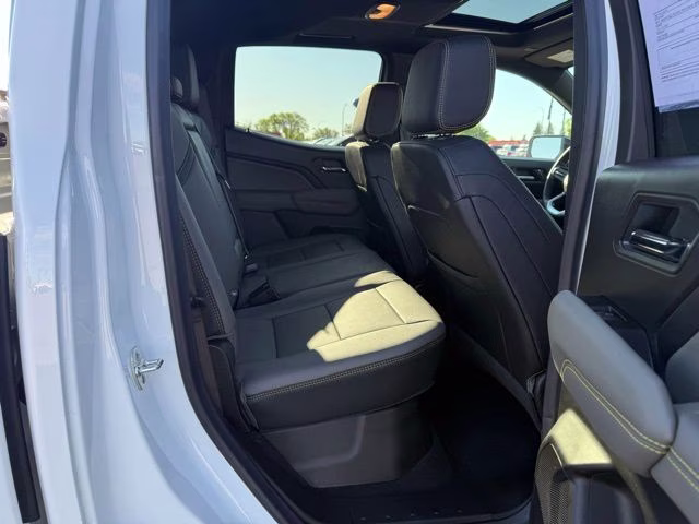 2026 Summit White Chevrolet Colorado ZR2 4X4 Truck