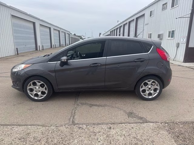 2015 Gray Ford Fiesta Titanium FWD Hatchback