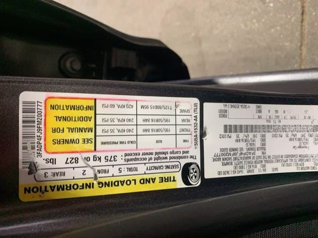 2015 Magnetic Ford Fiesta Titanium FWD Hatchback