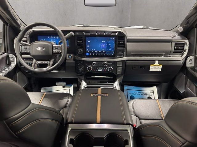 2024 Star White Metallic Tri-Coat Ford Super Duty F-350 SRW Platinum 4X4 Truck