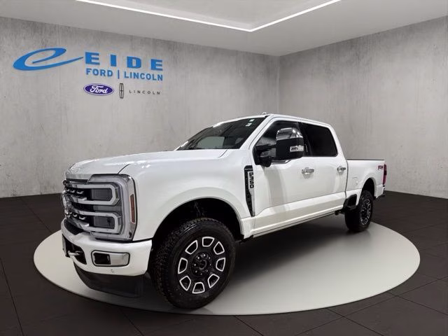 2024 Star White Metallic Tri-Coat Ford Super Duty F-350 SRW Platinum 4X4 Truck