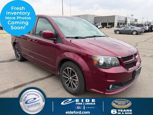 2017 Octane Red Pearlcoat Dodge Grand Caravan GT FWD Van