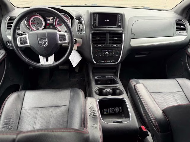 2017 Octane Red Pearlcoat Dodge Grand Caravan GT FWD Van