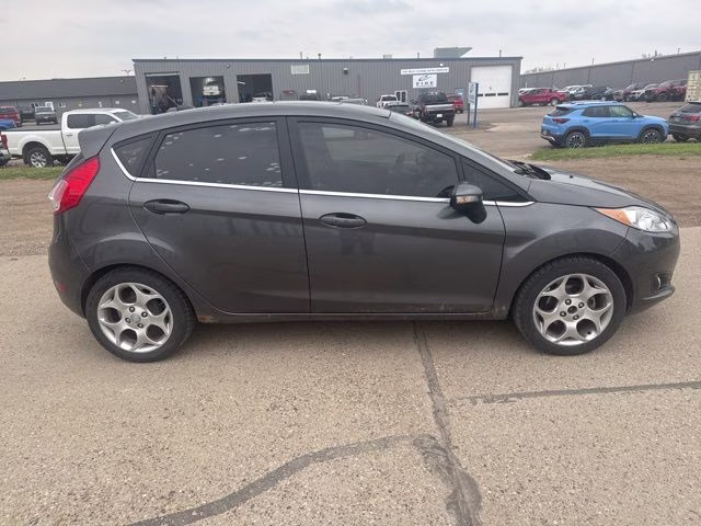 2015 Gray Ford Fiesta Titanium FWD Hatchback