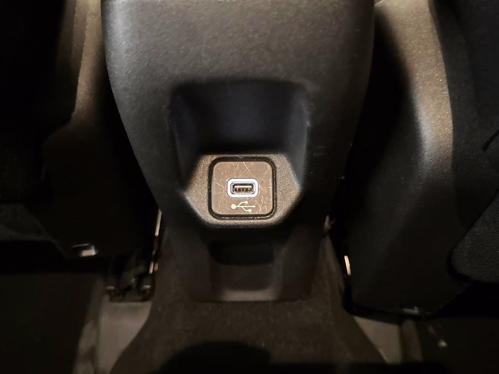 2018 Granite Crystal Metallic Clearcoat Jeep Renegade Latitude FWD SUV