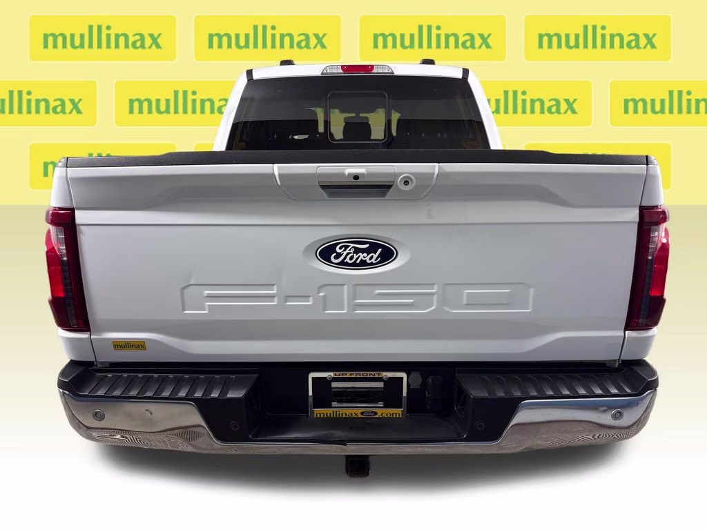 2024 Oxford White Ford F-150 XLT 4X4 Truck