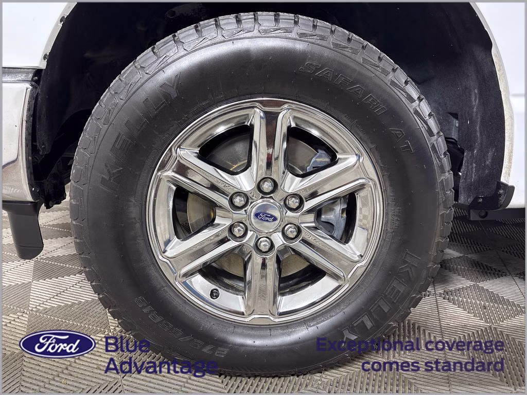 2024 Oxford White Ford F-150 XLT 4X4 Truck