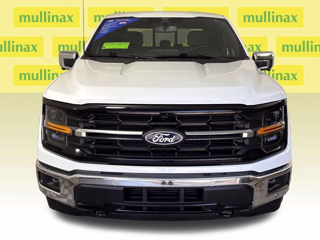 2024 Oxford White Ford F-150 XLT 4X4 Truck