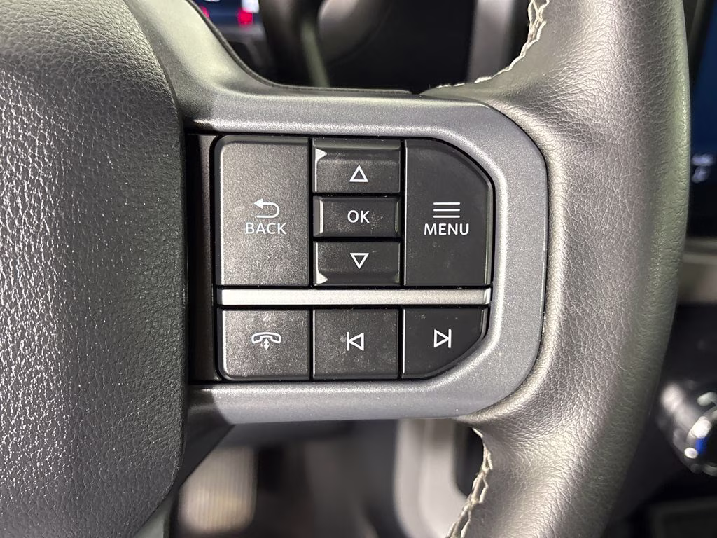2024 Oxford White Ford F-150 XLT 4X4 Truck