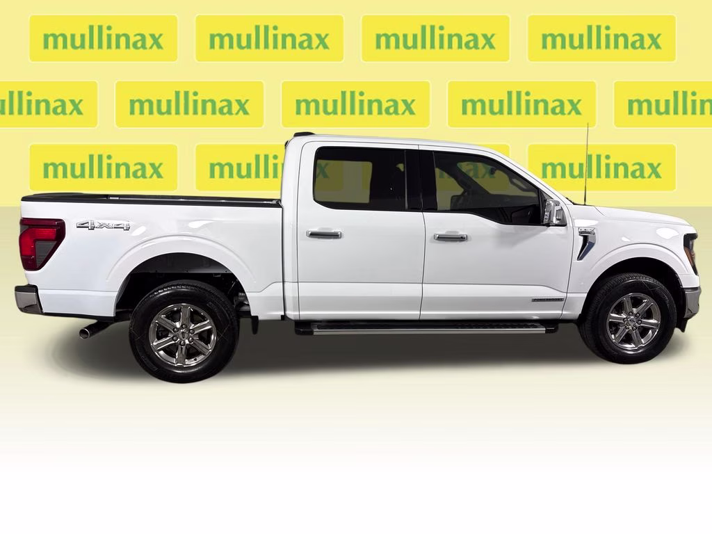 2024 Oxford White Ford F-150 XLT 4X4 Truck