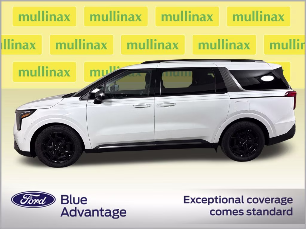 2025 Snow White Pearl Kia Carnival SX FWD Van