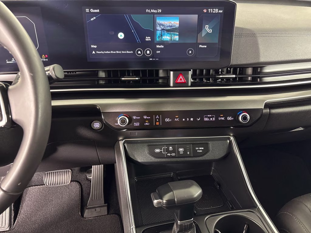 2025 Snow White Pearl Kia Carnival SX FWD Van
