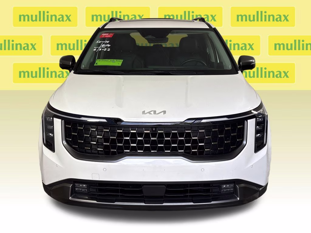 2025 Snow White Pearl Kia Carnival SX FWD Van