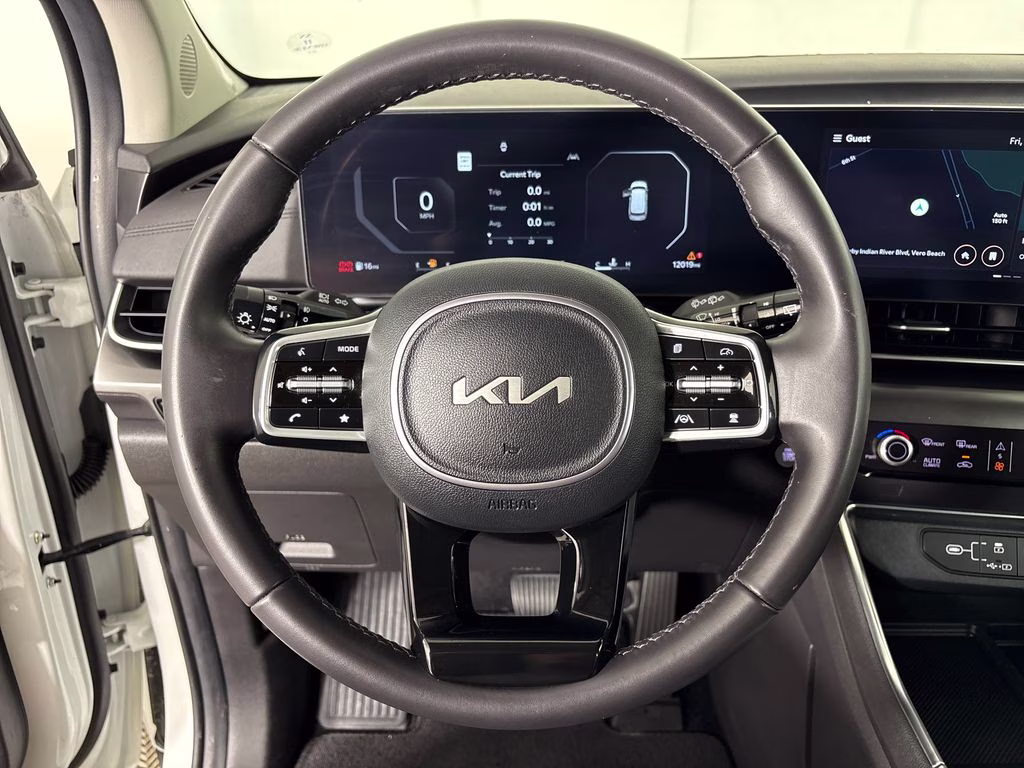 2025 Snow White Pearl Kia Carnival SX FWD Van