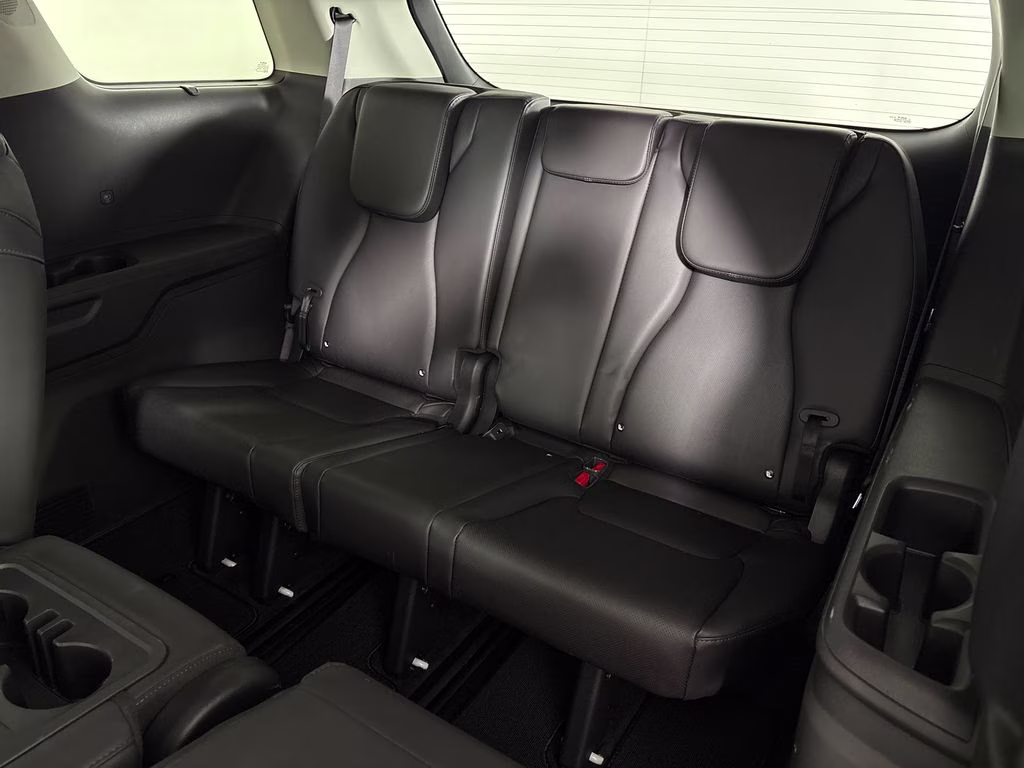 2025 Snow White Pearl Kia Carnival SX FWD Van