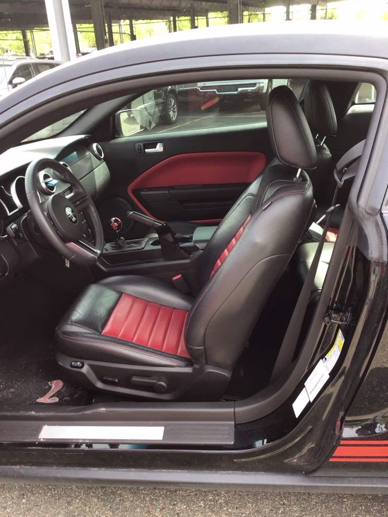 2009 Black Ford Mustang Shelby GT500 RWD Coupe