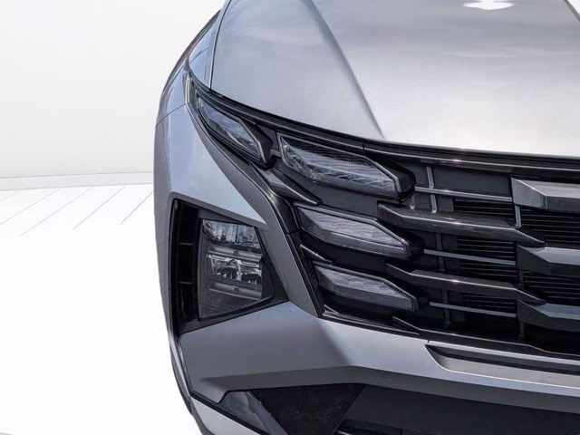 2025 Shimmering Silver Hyundai Tucson SE FWD SUV