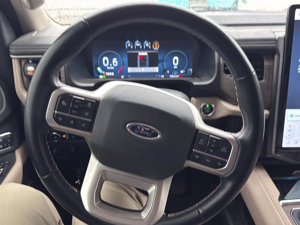2023 Star White Metallic Tri-Coat Ford Expedition Max Limited 4X4 SUV