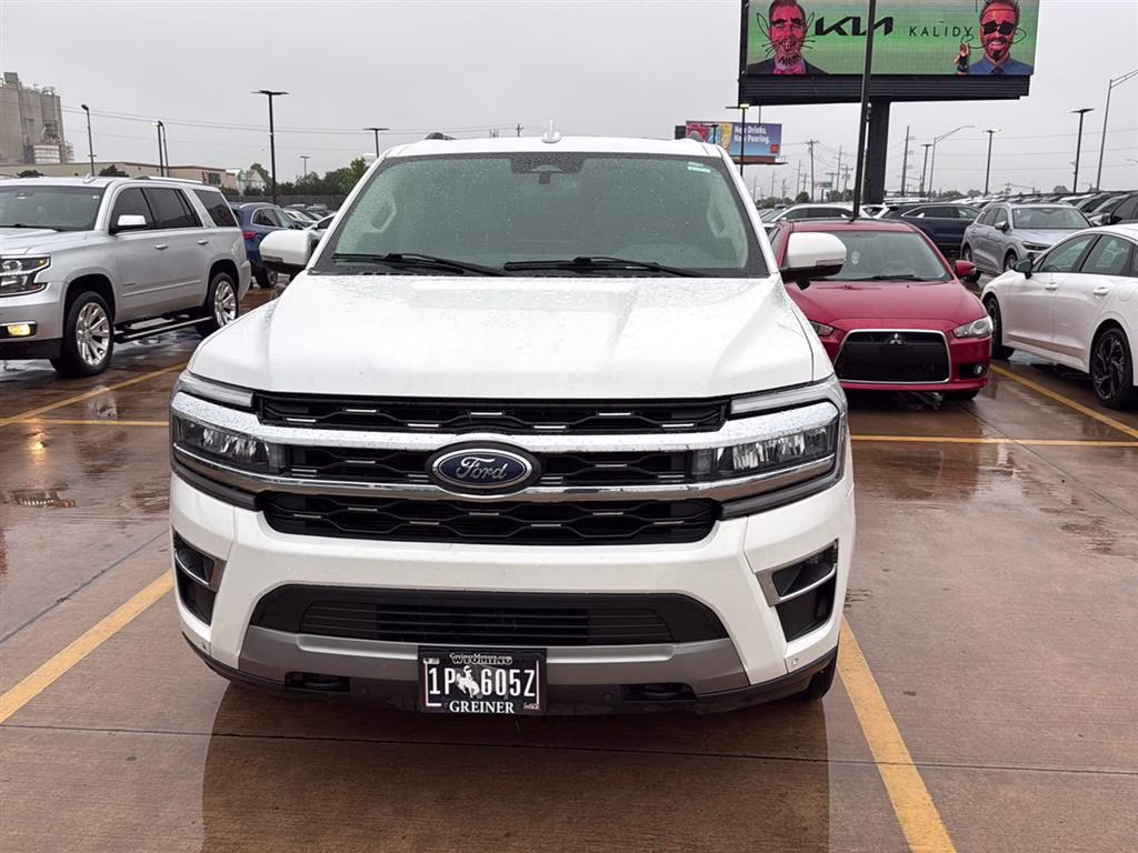 2023 Star White Metallic Tri-Coat Ford Expedition Max Limited 4X4 SUV