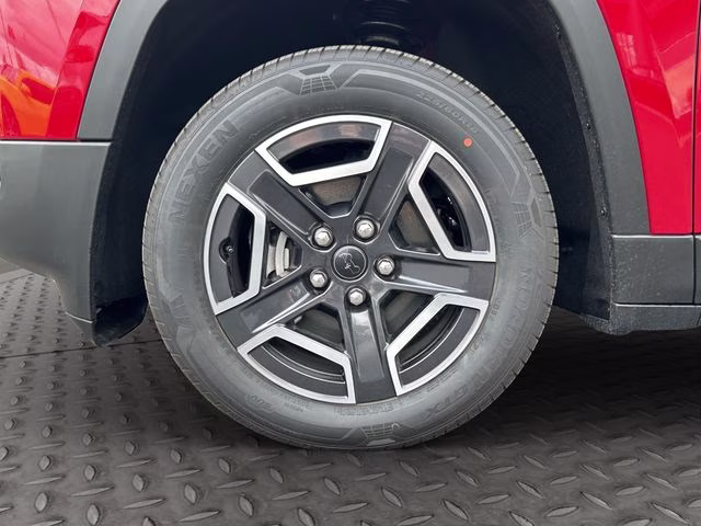 2026 Red Hot Pearlcoat Jeep Cherokee Laredo 4X4 SUV