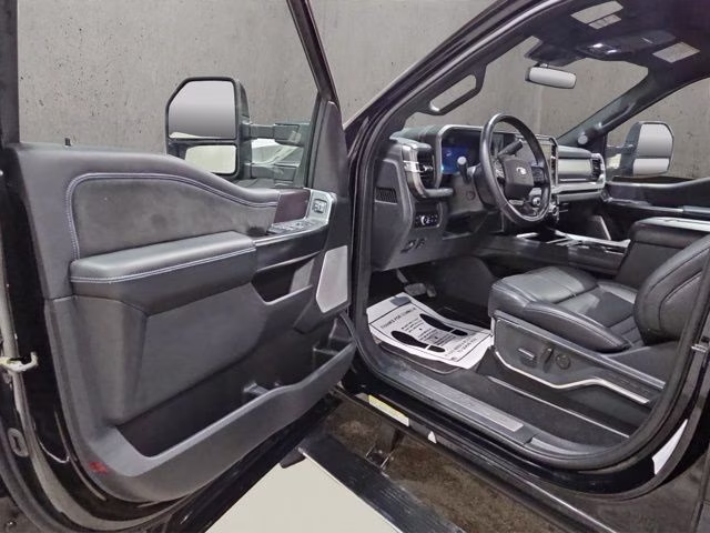 2026 Agate Black Metallic Ford Super Duty F-450 DRW Platinum 4X4 Truck