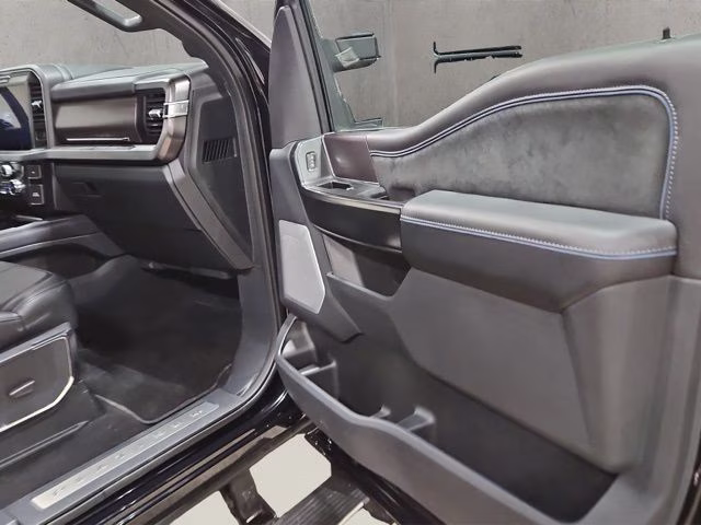 2026 Agate Black Metallic Ford Super Duty F-450 DRW Platinum 4X4 Truck