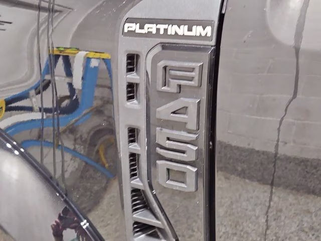 2026 Agate Black Metallic Ford Super Duty F-450 DRW Platinum 4X4 Truck