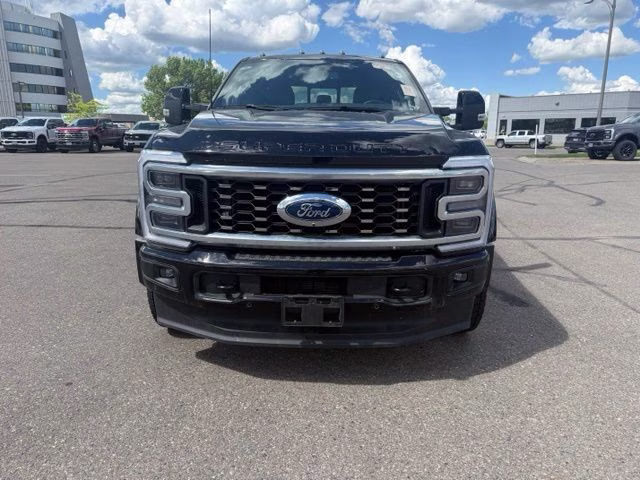 2026 Agate Black Metallic Ford Super Duty F-450 DRW Platinum 4X4 Truck